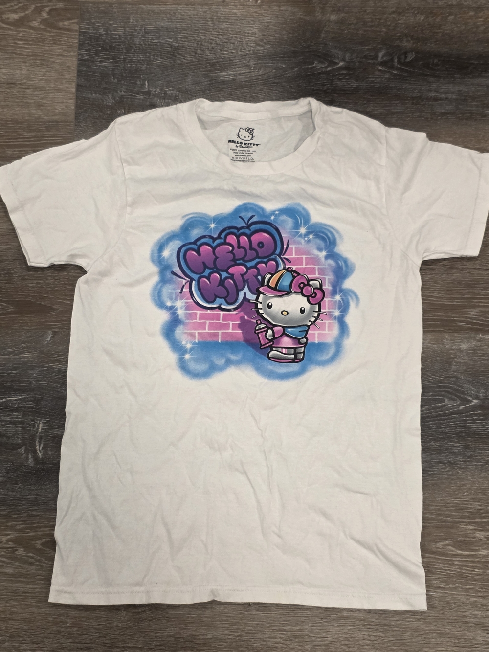 Hello Kitty Bioworld Graffiti Graphic T-Shirt Women's S White
